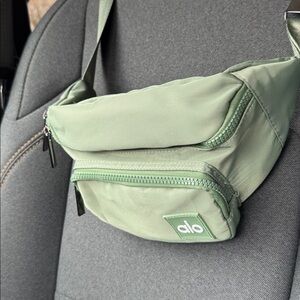 ALO Yoga Green Clutch Wristlet